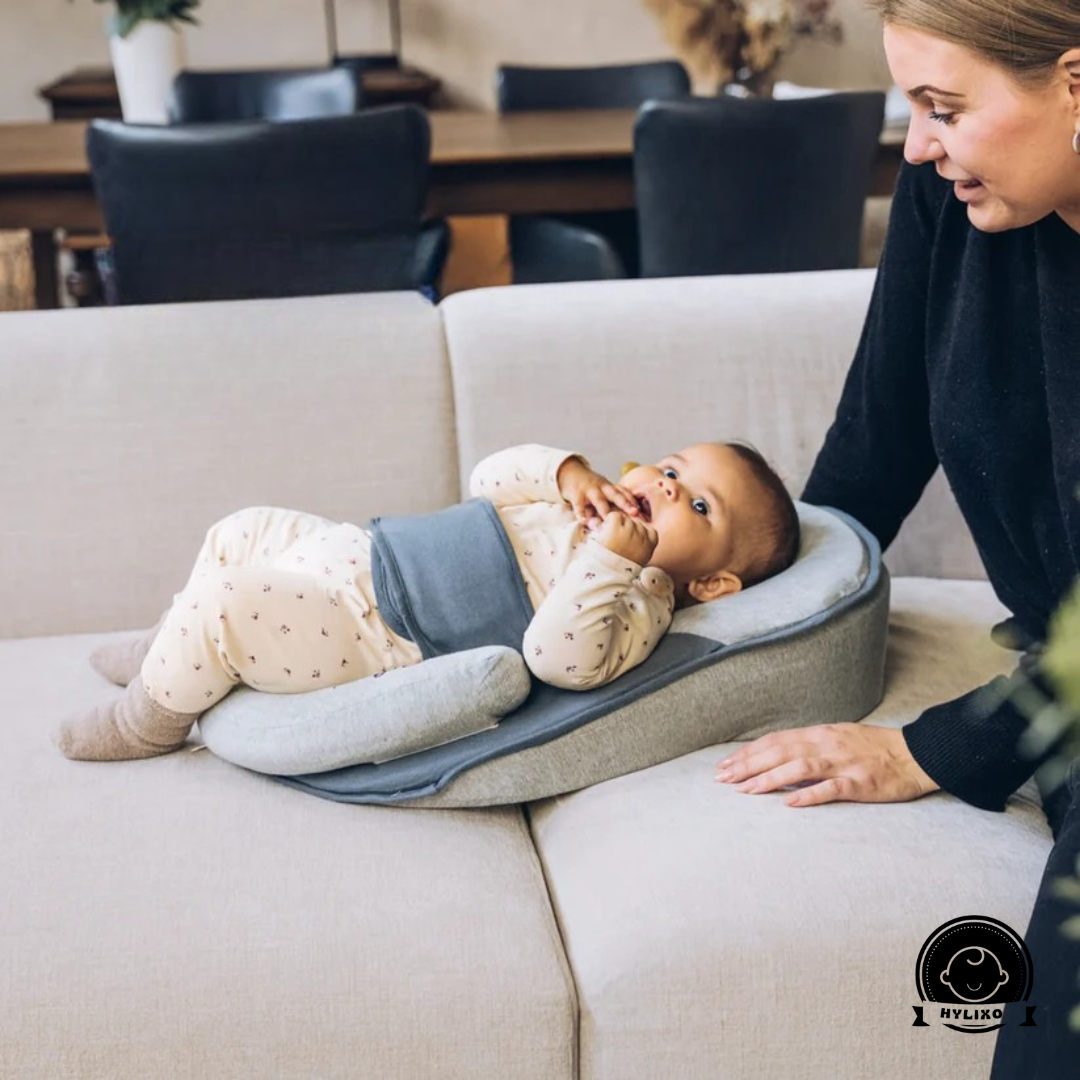 Hylixo™ - Anti-Reflux Elevated Baby Lounger
